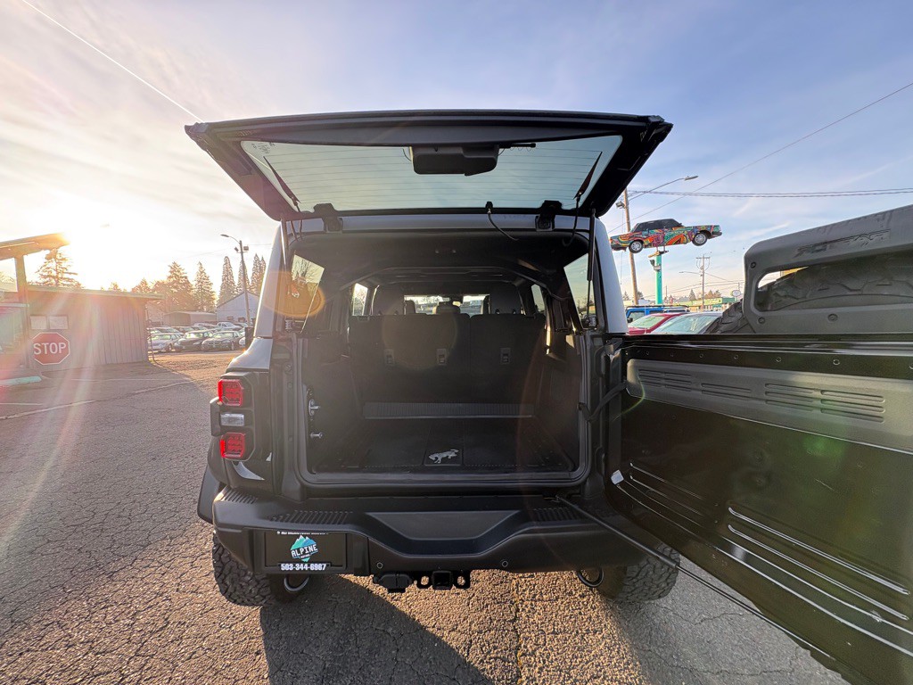 2022 Ford Bronco Image 10