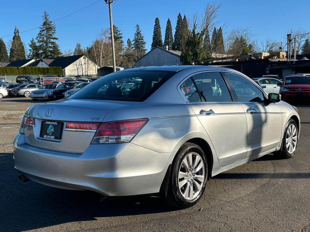 2011 Honda Accord Image 4