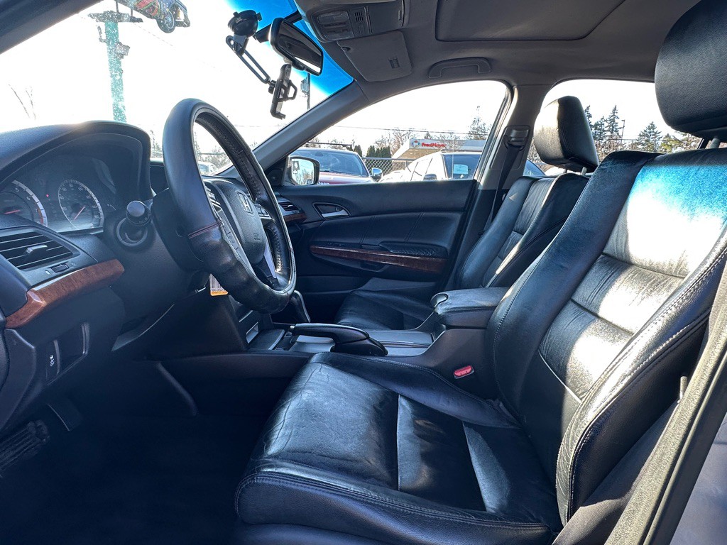 2011 Honda Accord Image 7
