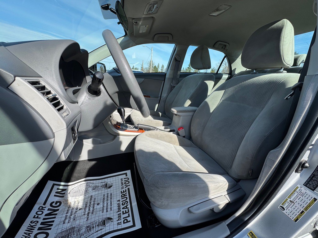 2009 Toyota Corolla Image 9