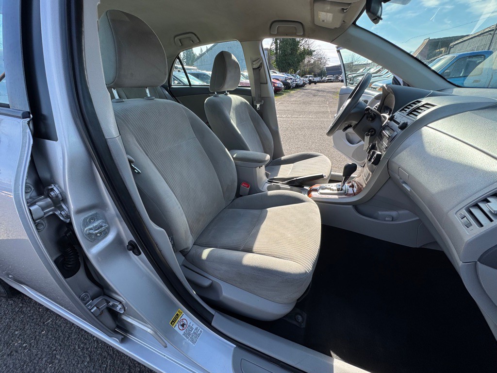 2009 Toyota Corolla Image 11