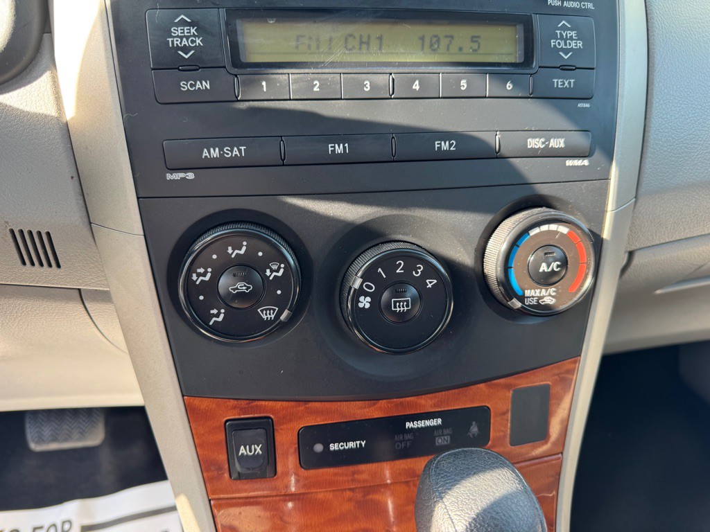 2009 Toyota Corolla Image 17