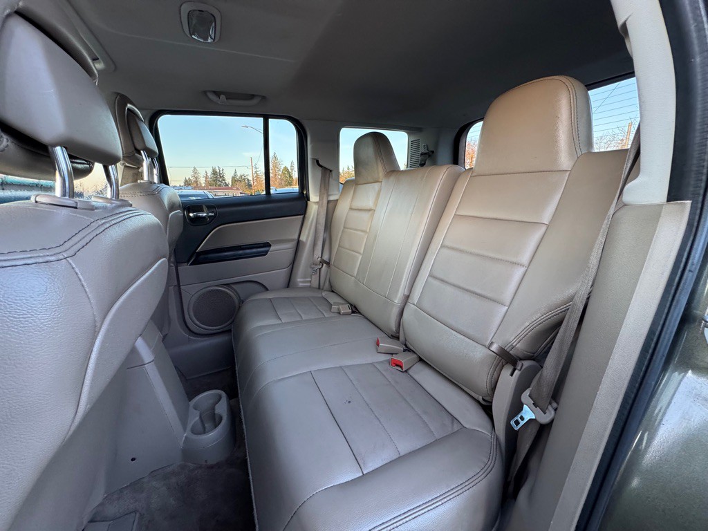 2016 Jeep Patriot Image 10