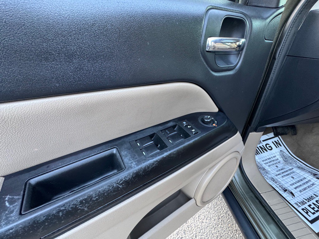 2016 Jeep Patriot Image 14