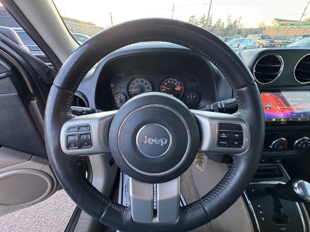 2016 Jeep Patriot Image 15