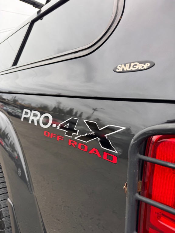 2011 Nissan Frontier Image 2