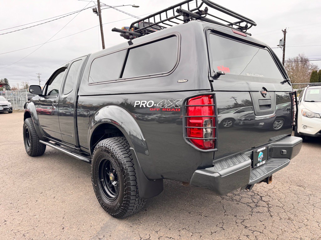 2011 Nissan Frontier Image 4