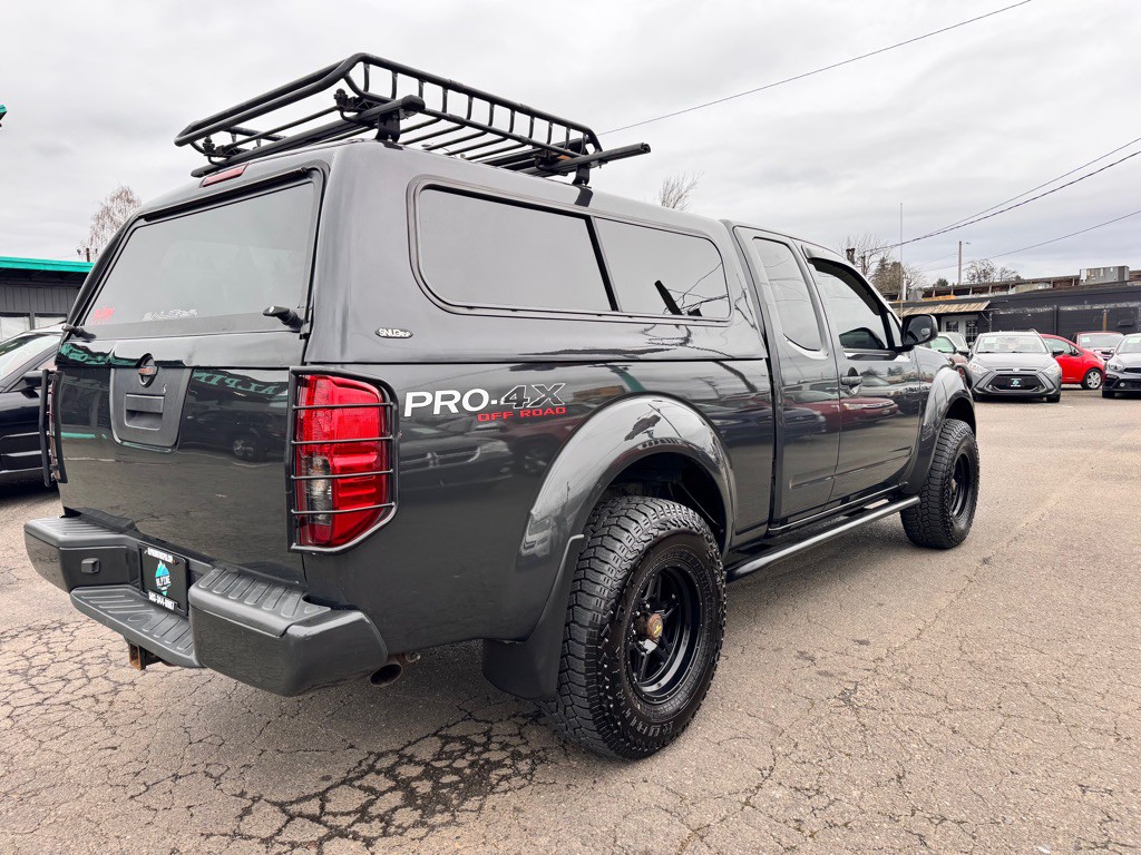 2011 Nissan Frontier Image 6