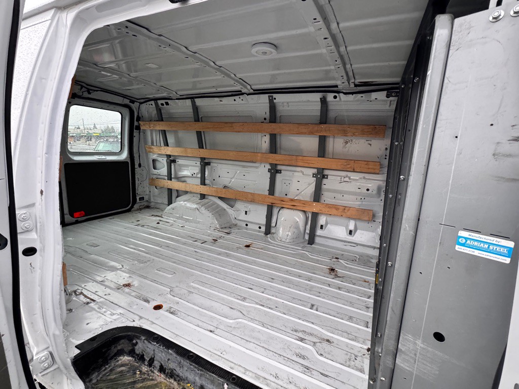 2014 Ford Econoline Image 12