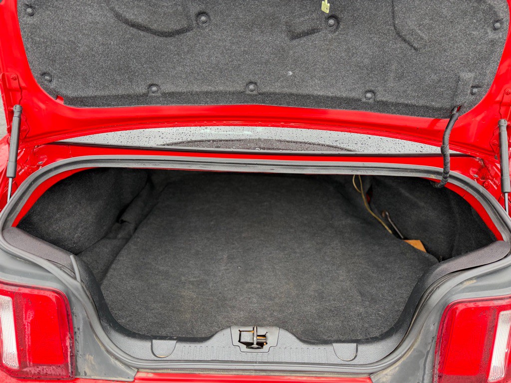 2012 Ford Mustang Image 10