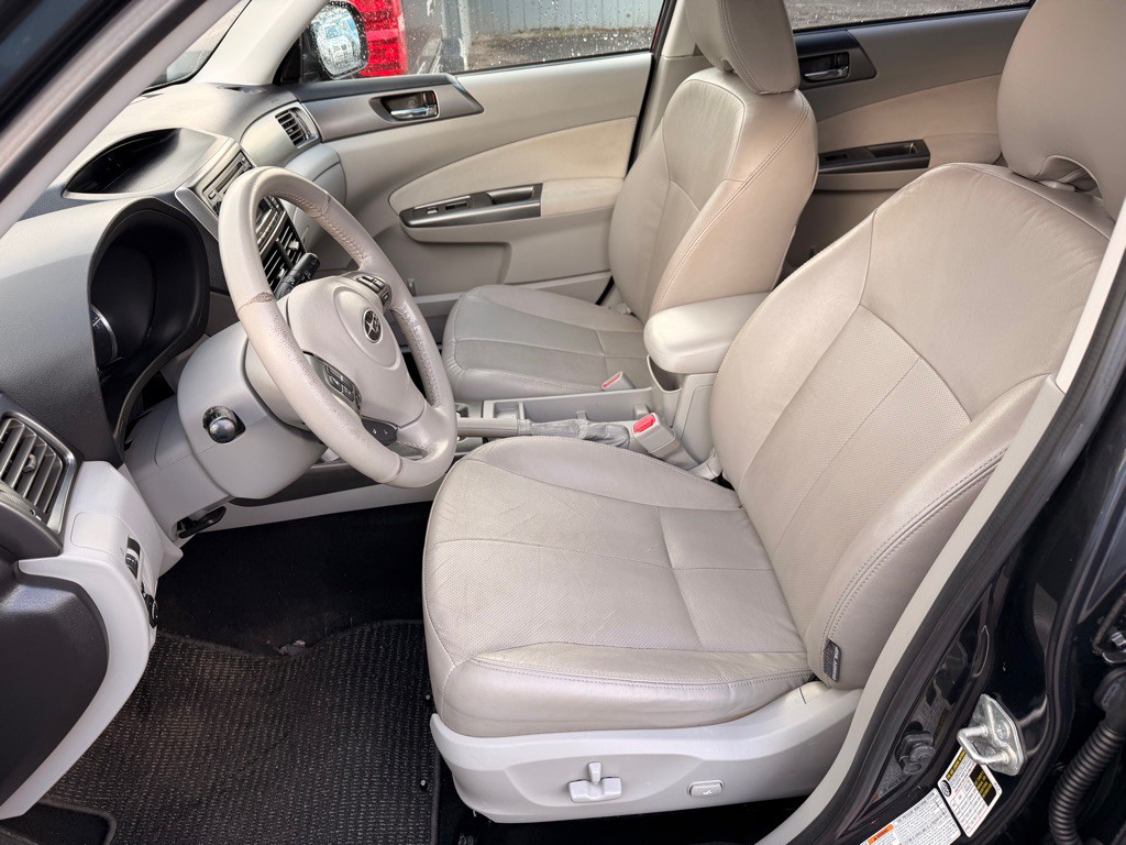 2011 Subaru Forester Image 5