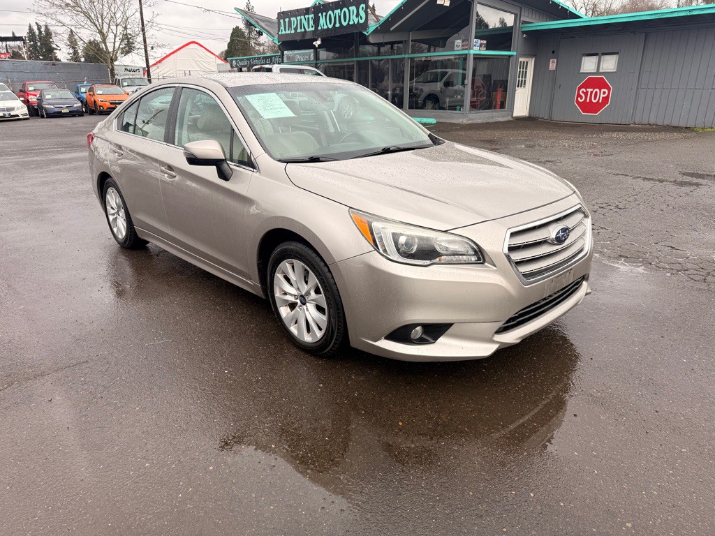 2017 Subaru Legacy Image 2