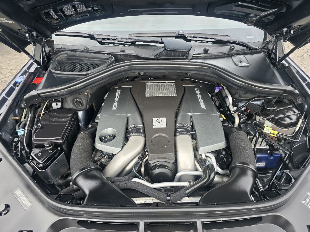 2015 Mercedes-Benz GL-Class Image 17