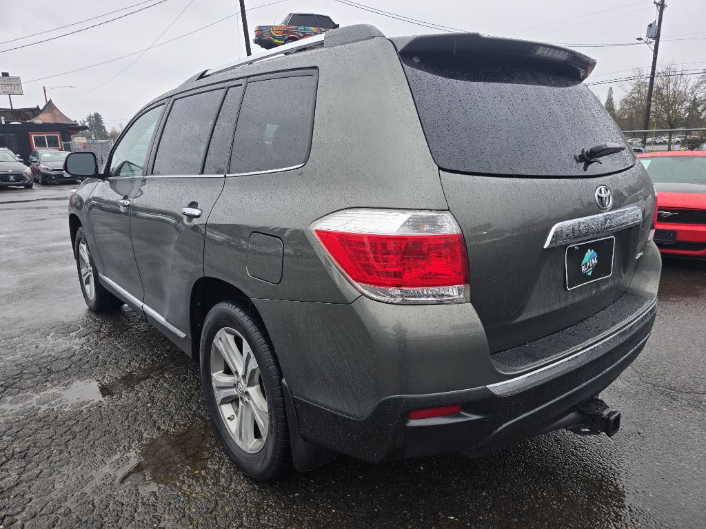 2012 Toyota Highlander Image 3