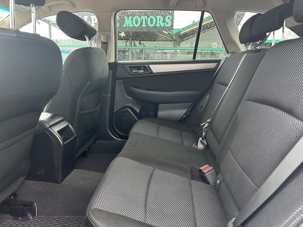 2016 Subaru Outback Image 8