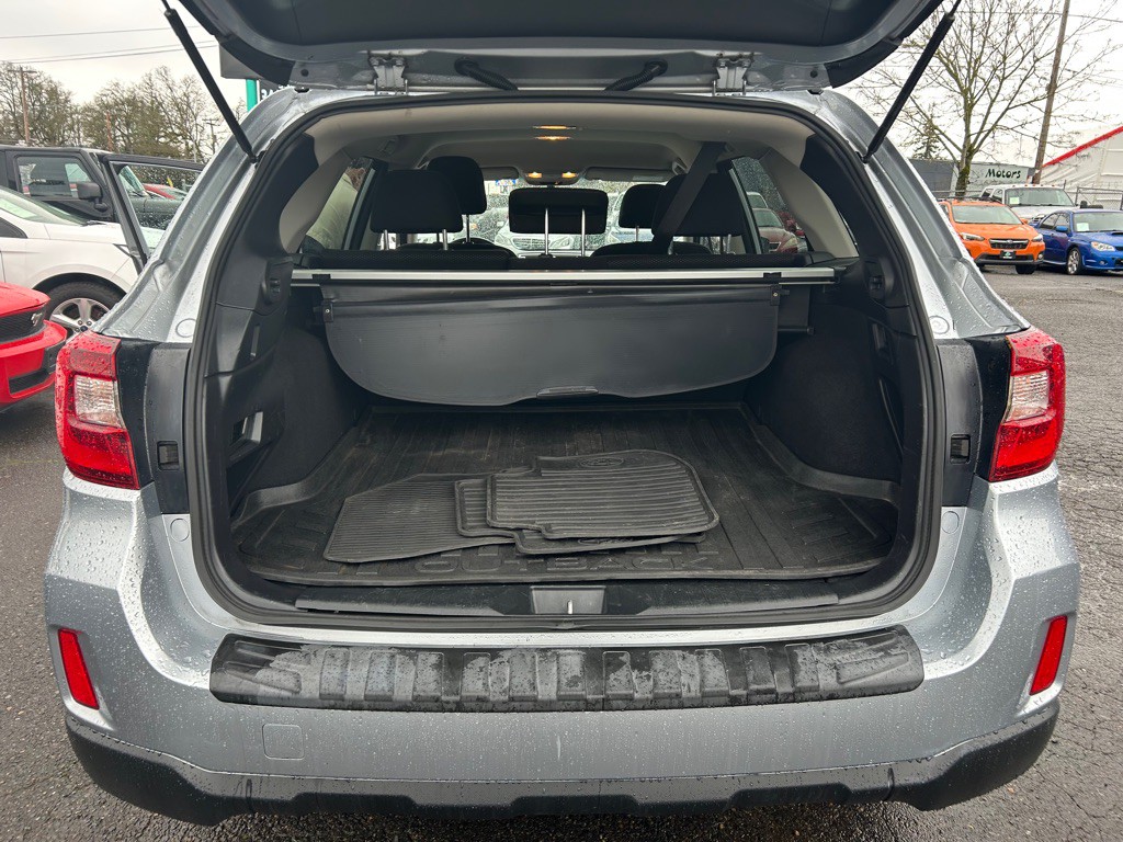 2016 Subaru Outback Image 10