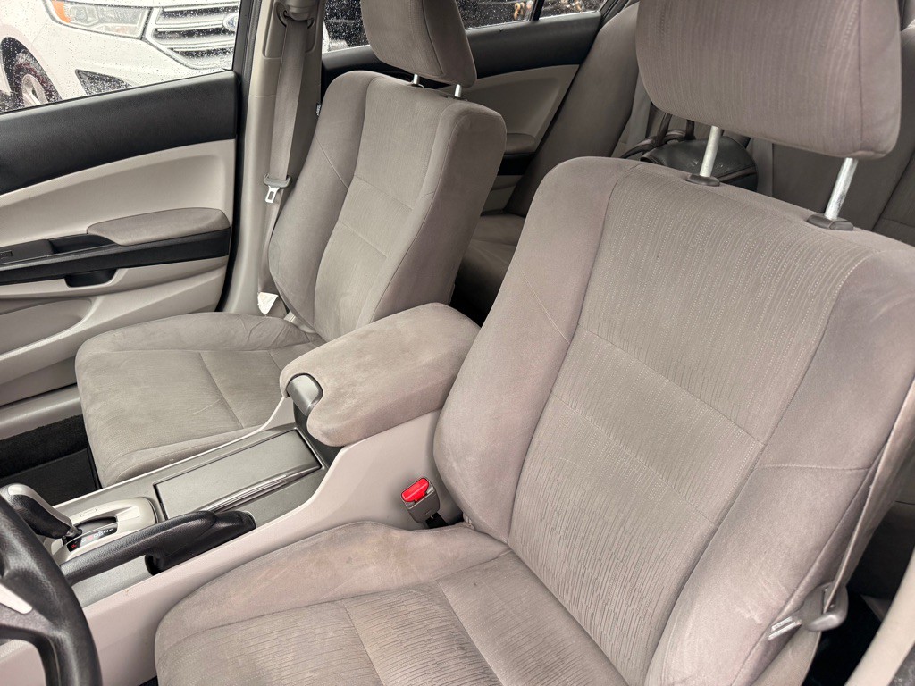 2011 Honda Accord Image 6