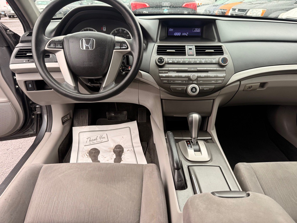 2011 Honda Accord Image 8