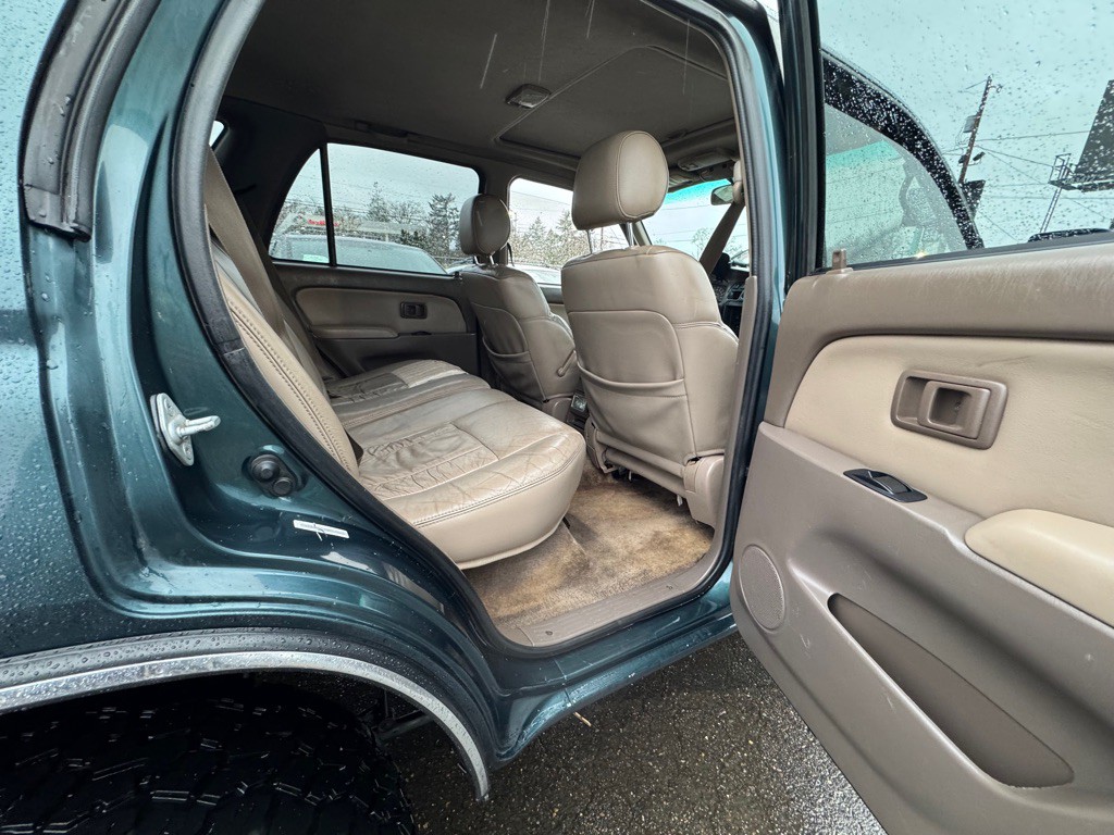 1998 Toyota 4Runner Image 10