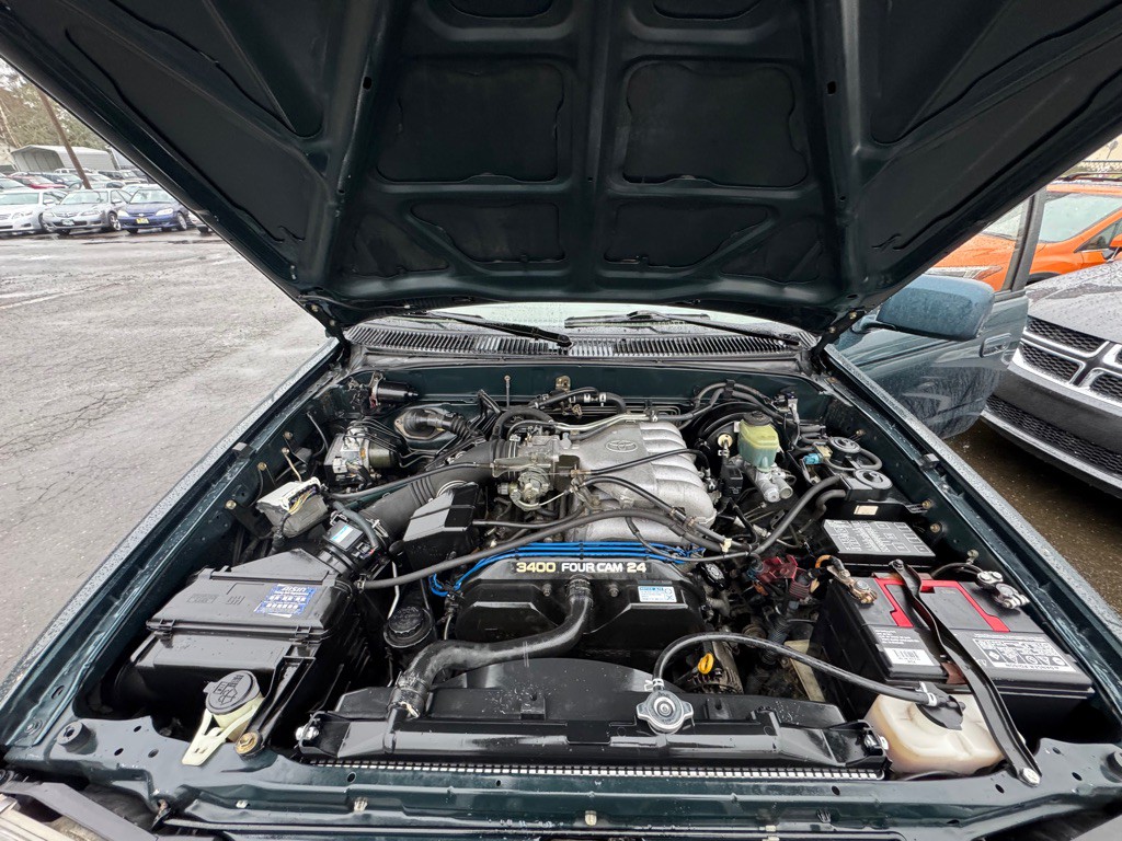 1998 Toyota 4Runner Image 13