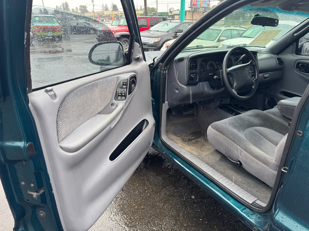 1999 Dodge Dakota Image 8