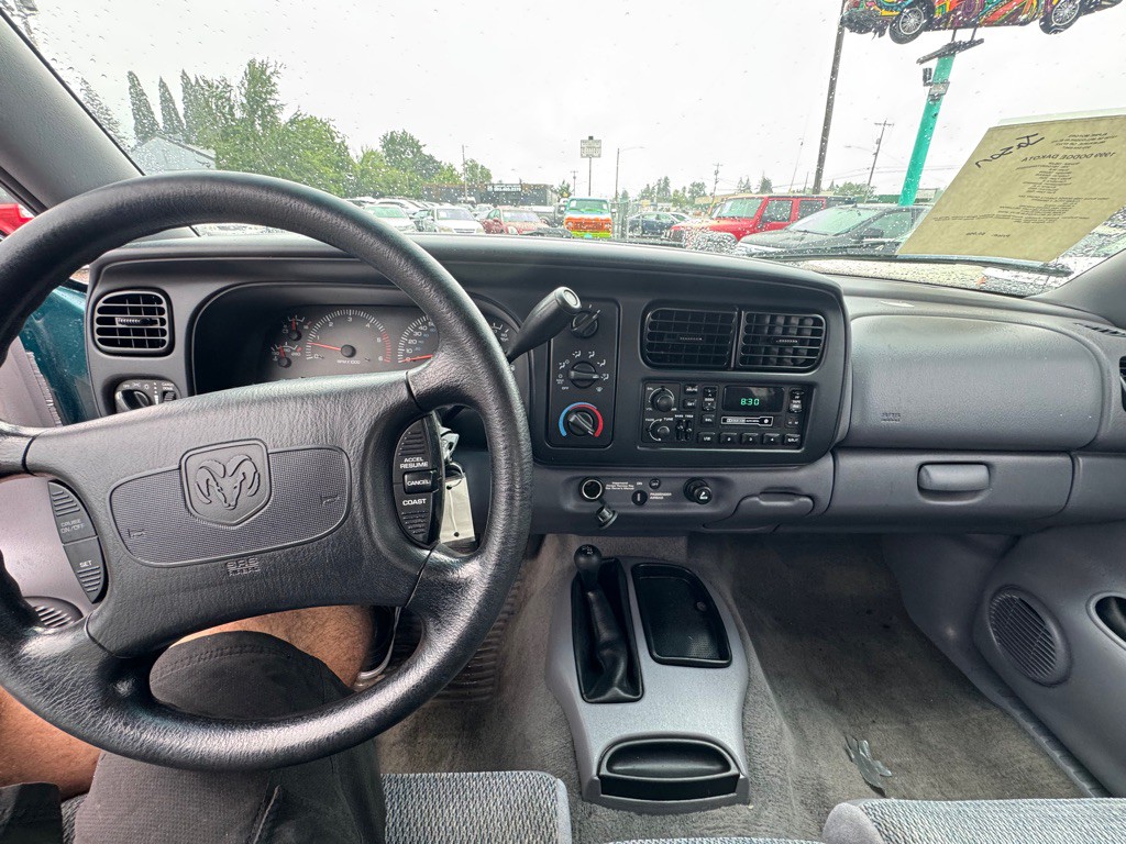 1999 Dodge Dakota Image 11