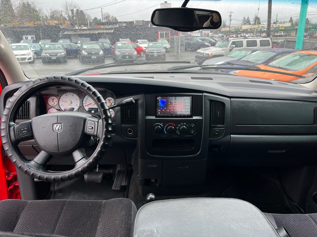 2005 Dodge Ram 2500 Image 10