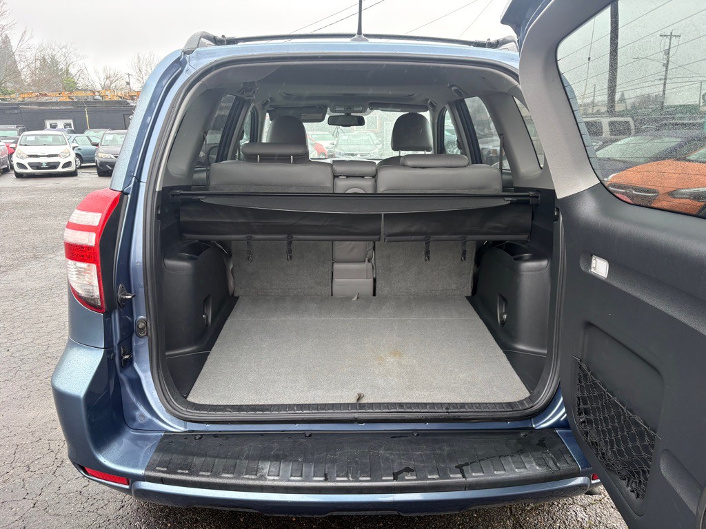 2010 Toyota Rav4 Image 10