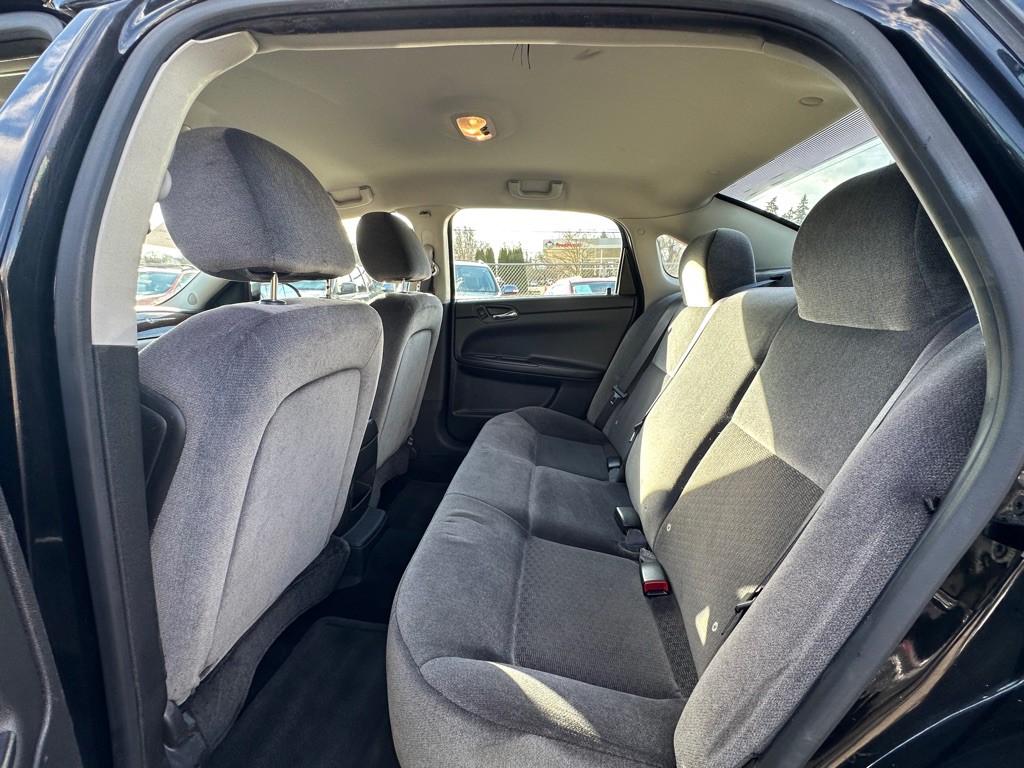 2016 Chevrolet Impala Image 8