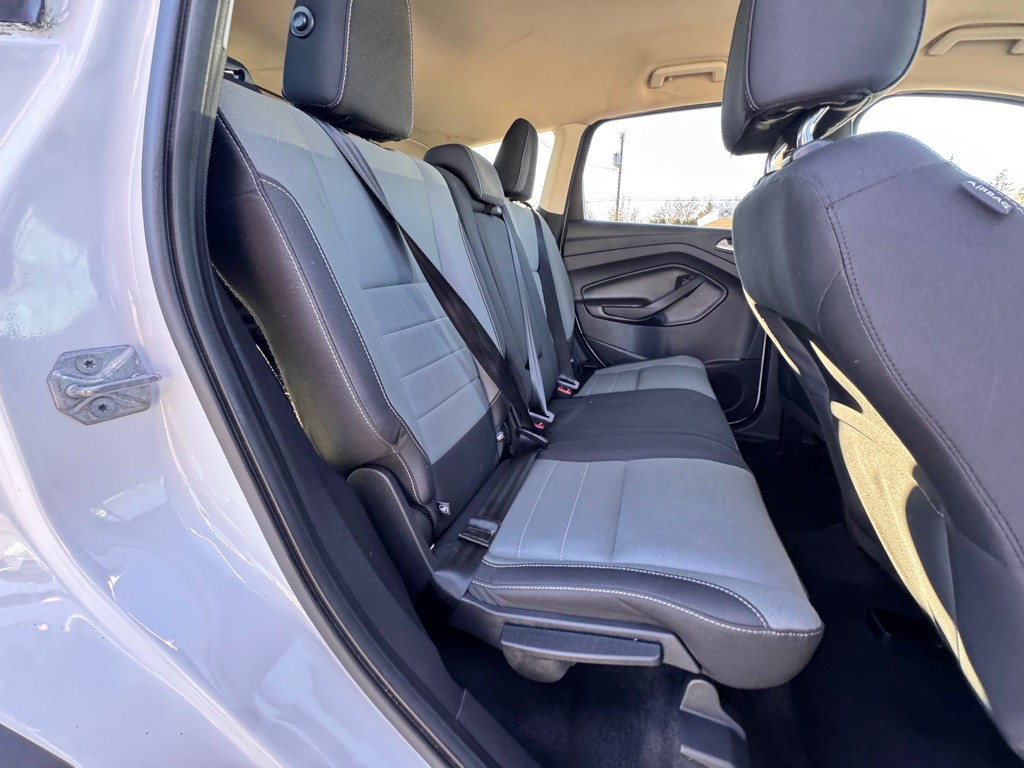 2016 Ford Escape Image 13