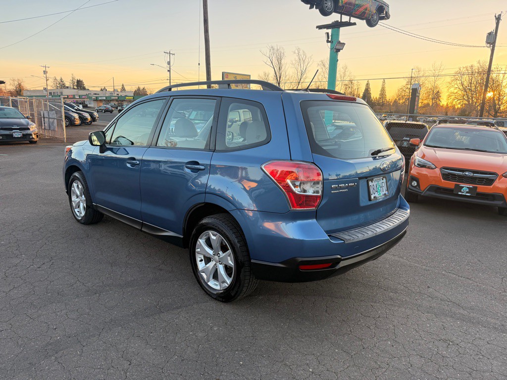 2015 Subaru Forester Image 4