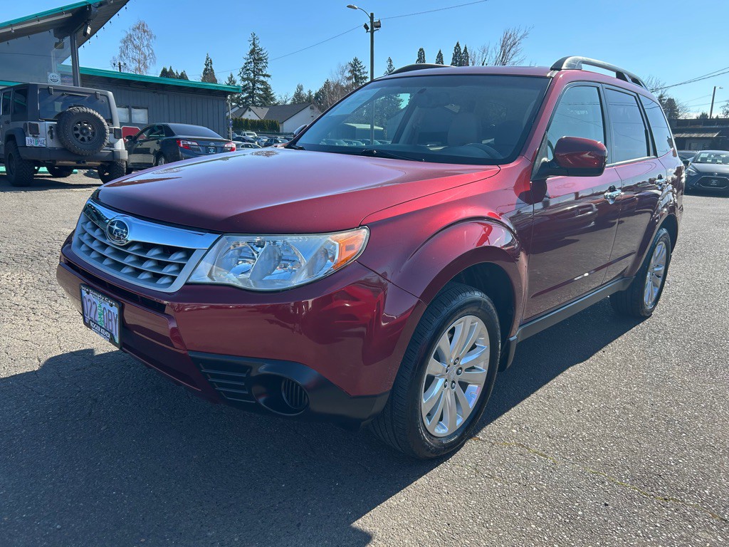 2012 Subaru Forester Image 1