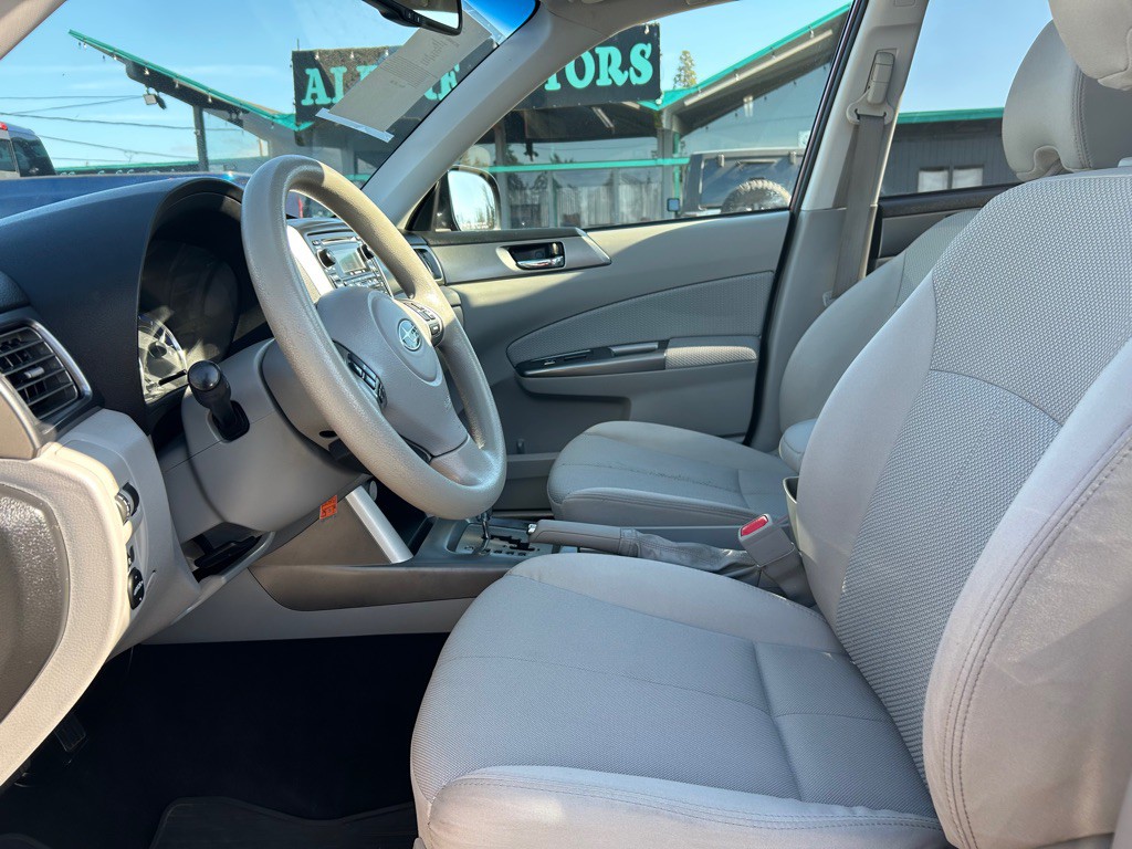 2012 Subaru Forester Image 7