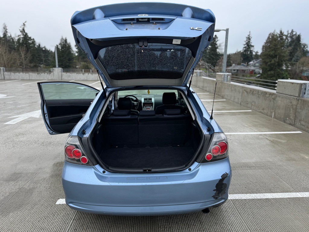 2008 Scion tC Image 10