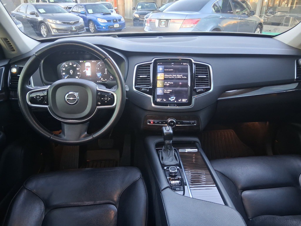 2016 Volvo XC90 Image 11
