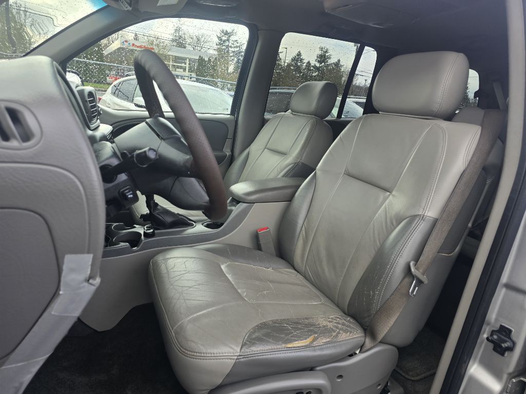 2004 Chevrolet Trailblazer Image 9