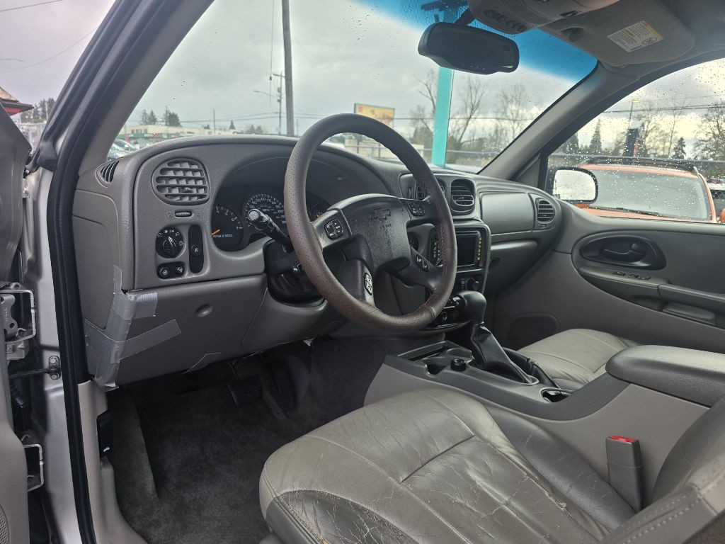 2004 Chevrolet Trailblazer Image 11