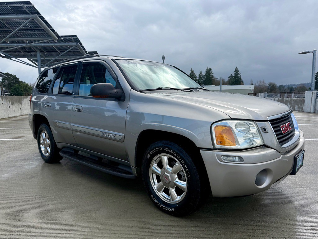 2002 GMC Envoy Image 7