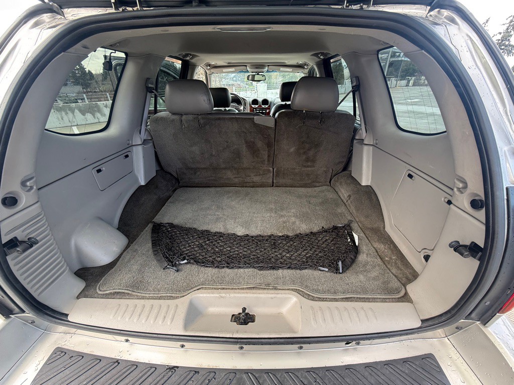 2002 GMC Envoy Image 13