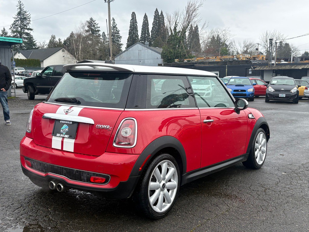 2008 MINI Cooper Image 4