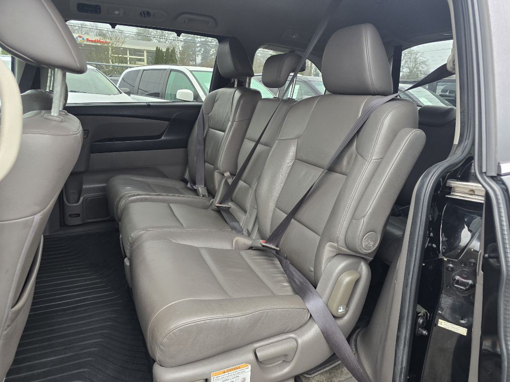2013 Honda Odyssey Image 13