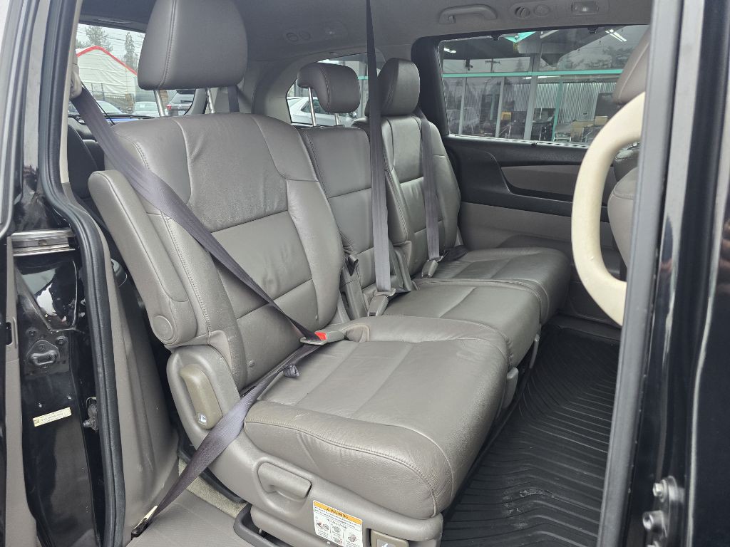 2013 Honda Odyssey Image 14