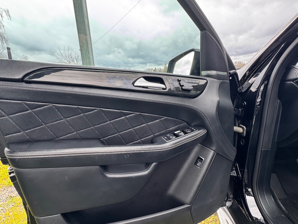 2014 Mercedes-Benz M-Class Image 10