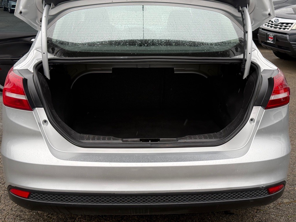 2018 Ford Focus Image 10