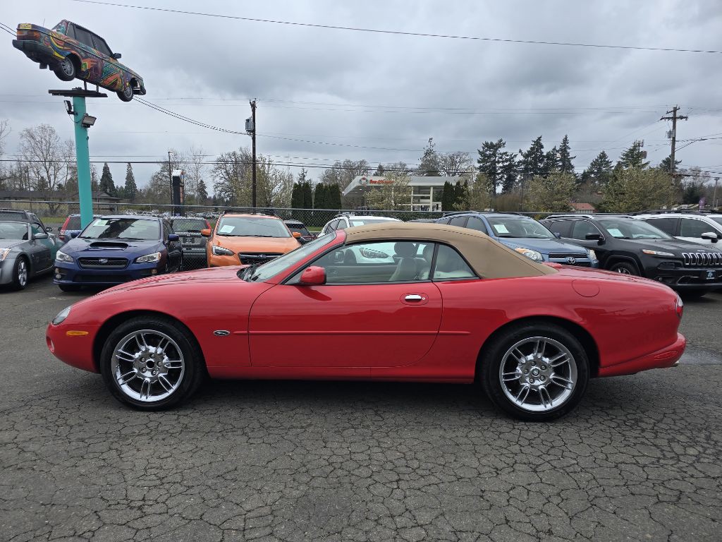 2001 Jaguar XK-Series Image 2