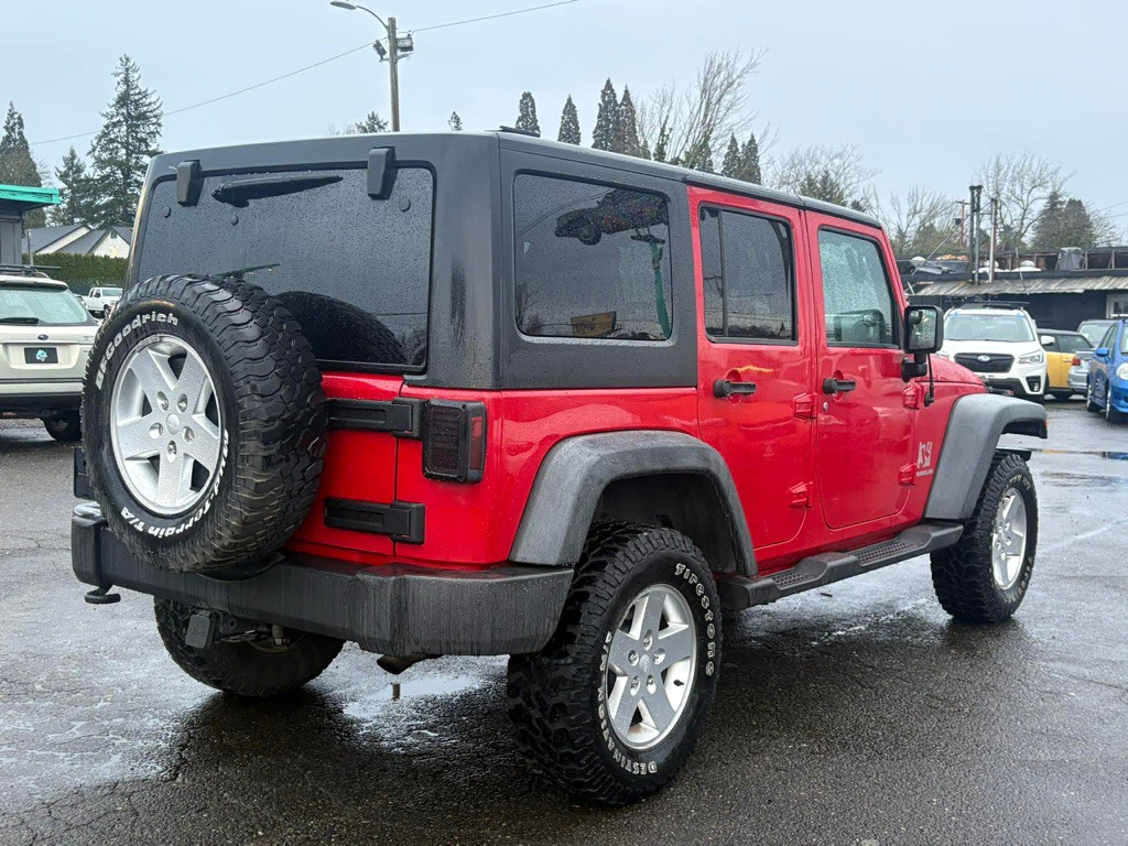 2011 Jeep Wrangler Unlimited Image 4