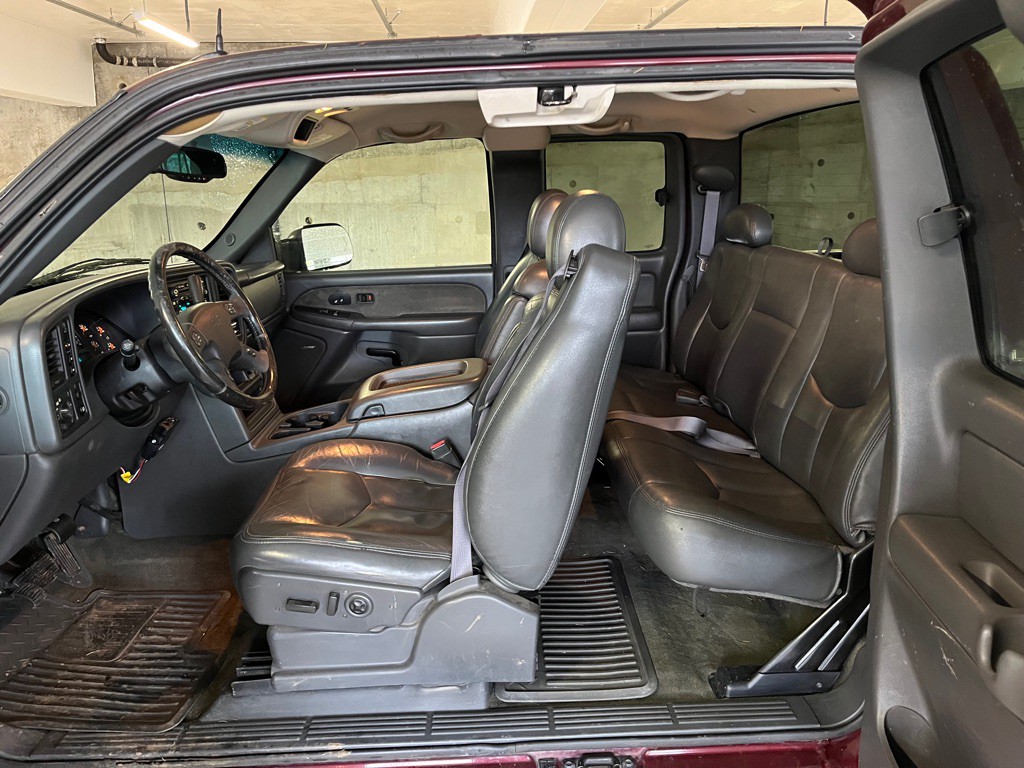 2003 Chevrolet Silverado 1500 Image 8