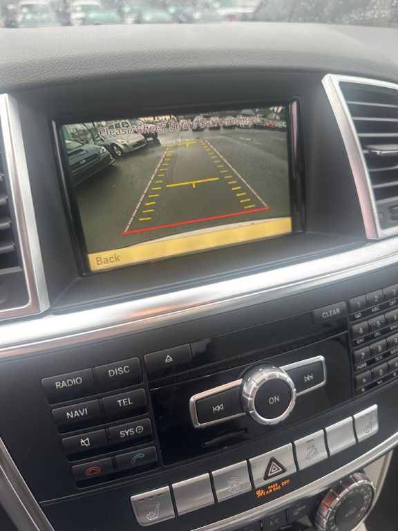 2012 Mercedes-Benz M-Class Image 15