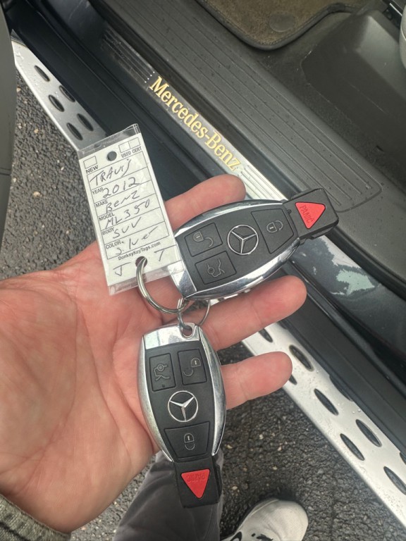 2012 Mercedes-Benz M-Class Image 16