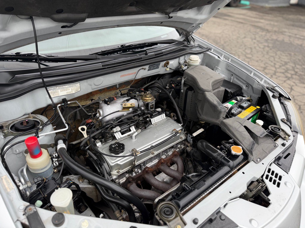 2003 Mitsubishi Outlander Image 13